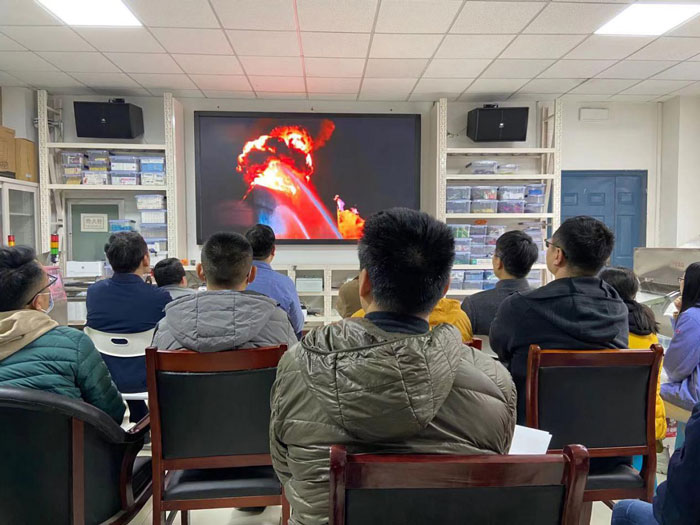 山東西泰克全體員工學(xué)習(xí)《山東省生產(chǎn)安全事故應(yīng)急辦法》文件并觀看安全宣傳視頻