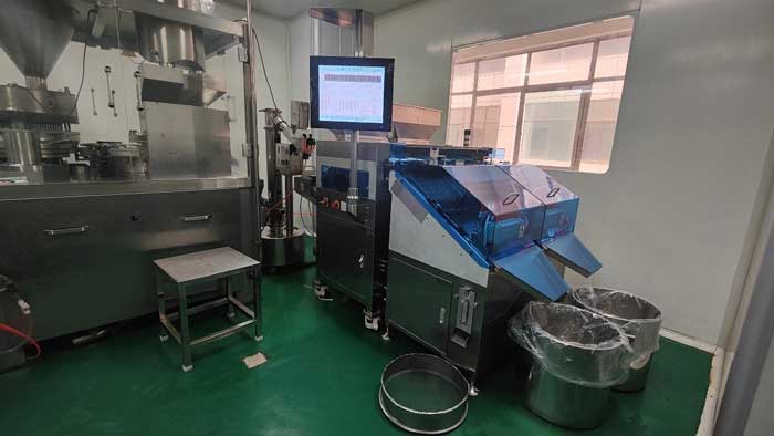 膠囊片劑檢重秤現(xiàn)場(chǎng)案例.jpg 膠囊片劑檢重秤現(xiàn)場(chǎng)案例.jpg